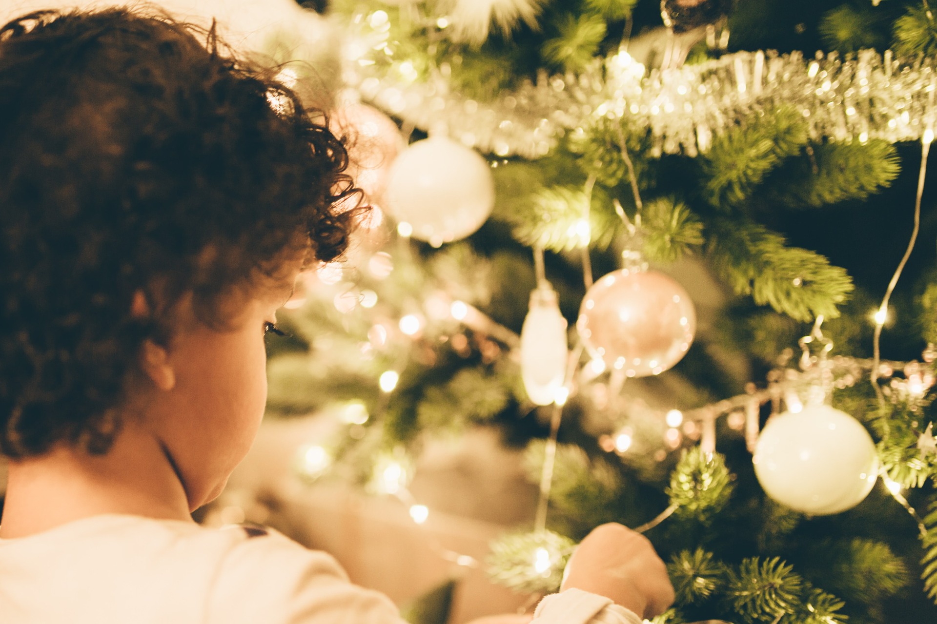 Fun Christmas Activities Your Kids Can Do at Home